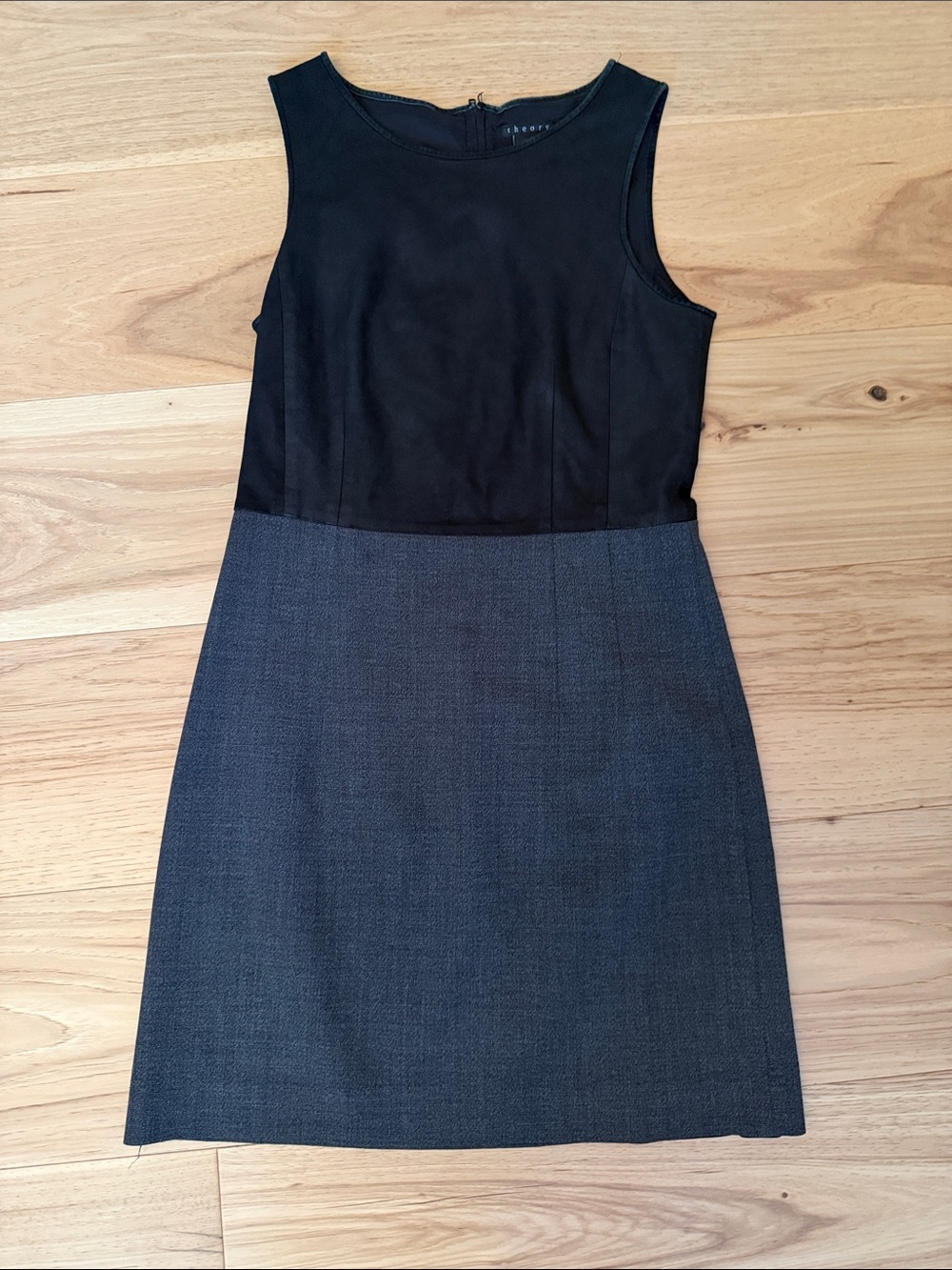Theory Tirionne Dress Leather and Wool size 4